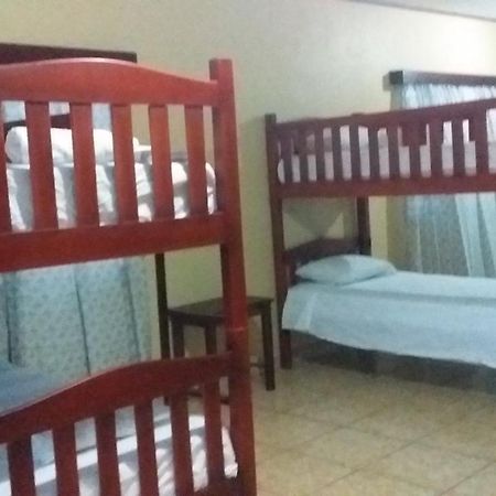 Hotel Casa Marina La Ceiba Bagian luar foto