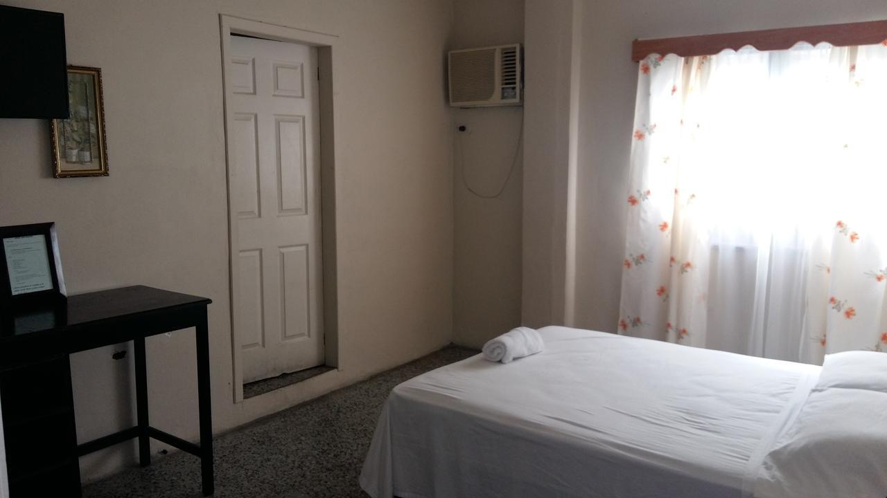 Hotel Casa Marina La Ceiba Bagian luar foto