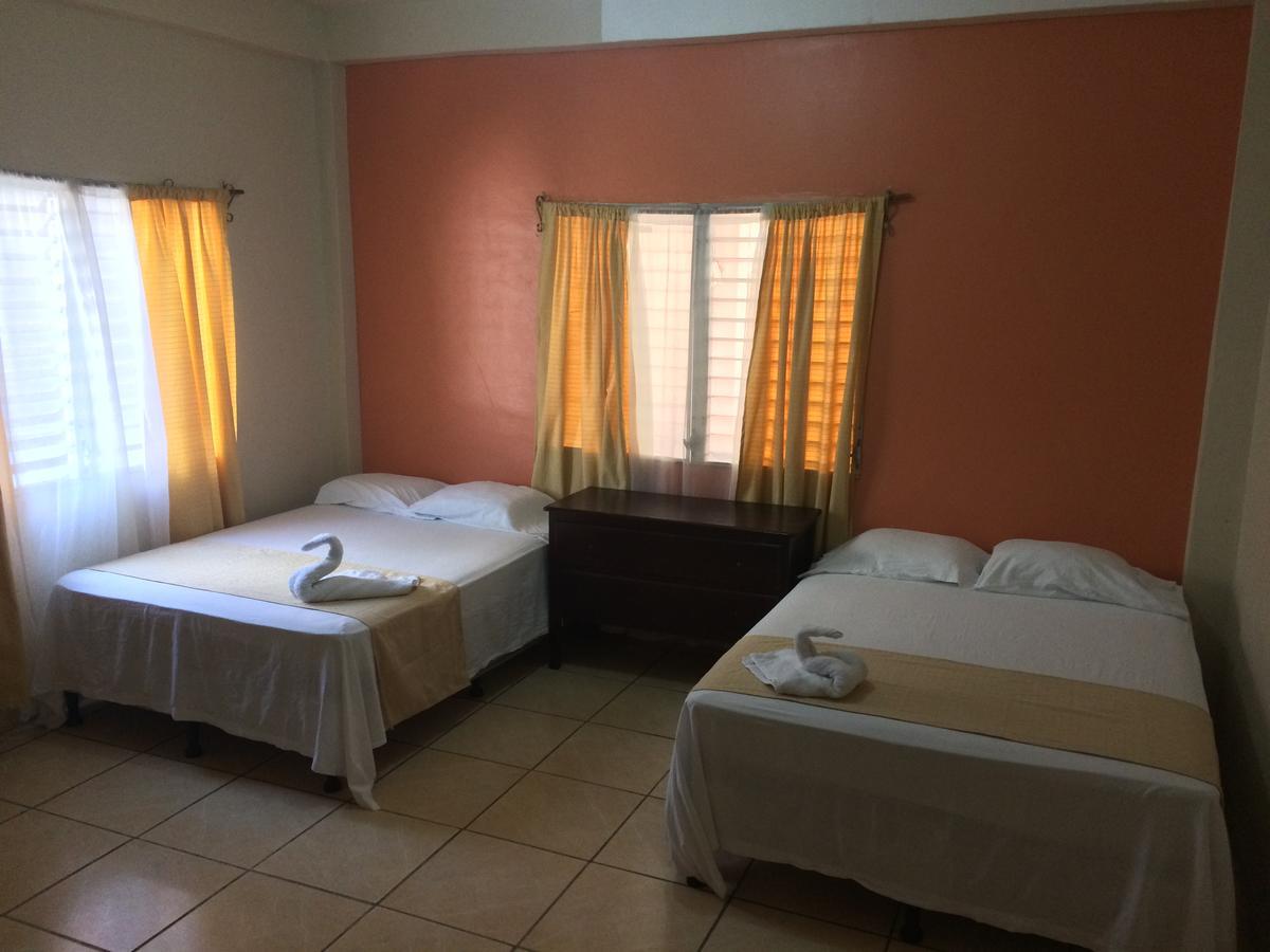 Hotel Casa Marina La Ceiba Bagian luar foto